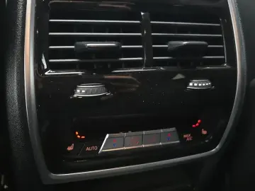 2022 BMW X6 с пробегом 14 959 км