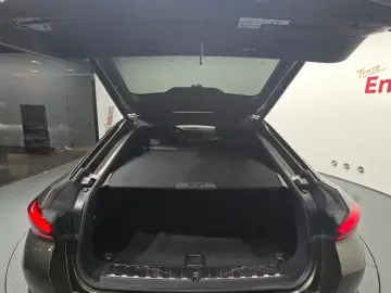 2022 BMW X6 с пробегом 14 959 км