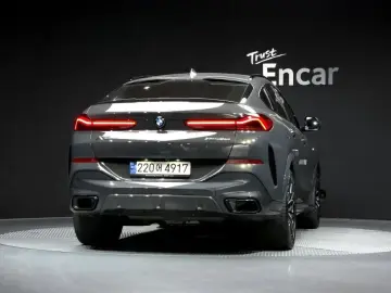 2022 BMW X6 с пробегом 54 808 км
