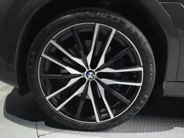 2022 BMW X6 с пробегом 54 808 км