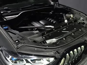 2022 BMW X6 с пробегом 54 808 км