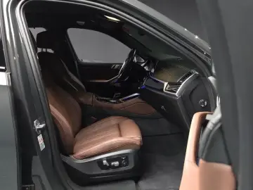 2022 BMW X6 с пробегом 54 808 км