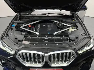 2022 BMW X6 с пробегом 62 353 км