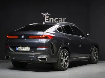 2022 BMW X6 с пробегом 86 793 км