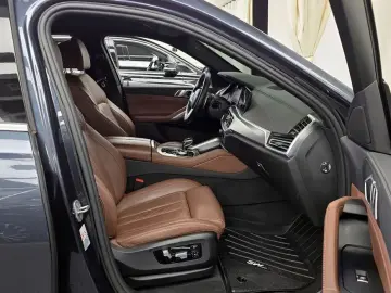 2022 BMW X6 с пробегом 86 793 км