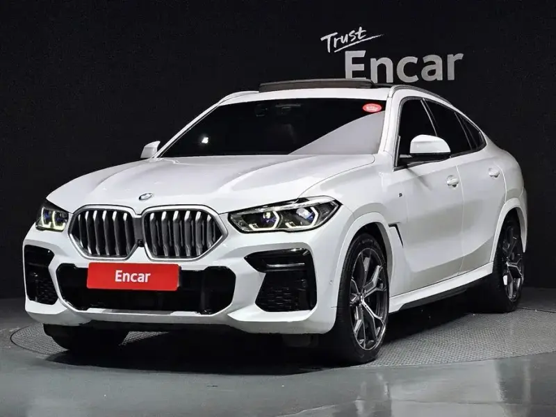 2022 BMW X6 с пробегом 77 128 км