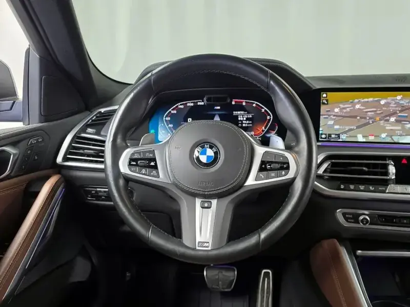 2022 BMW X6 с пробегом 86 793 км