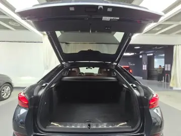 2022 BMW X6 с пробегом 86 793 км