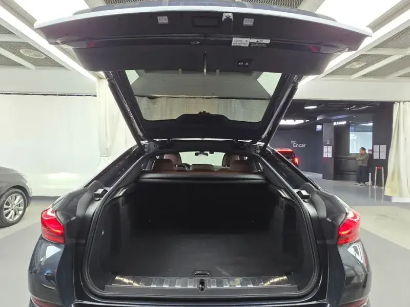 2022 BMW X6 с пробегом 86 793 км