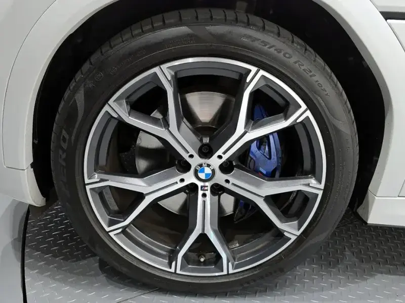 2022 BMW X6 с пробегом 66 425 км