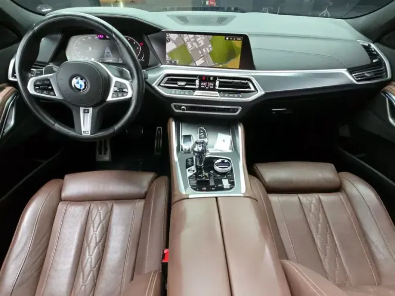 2022 BMW X6 с пробегом 66 425 км