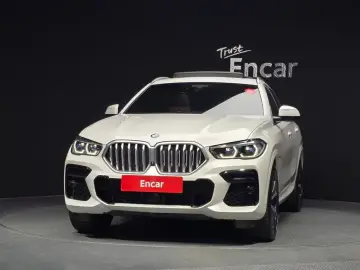 2022 BMW X6 с пробегом 65 117 км