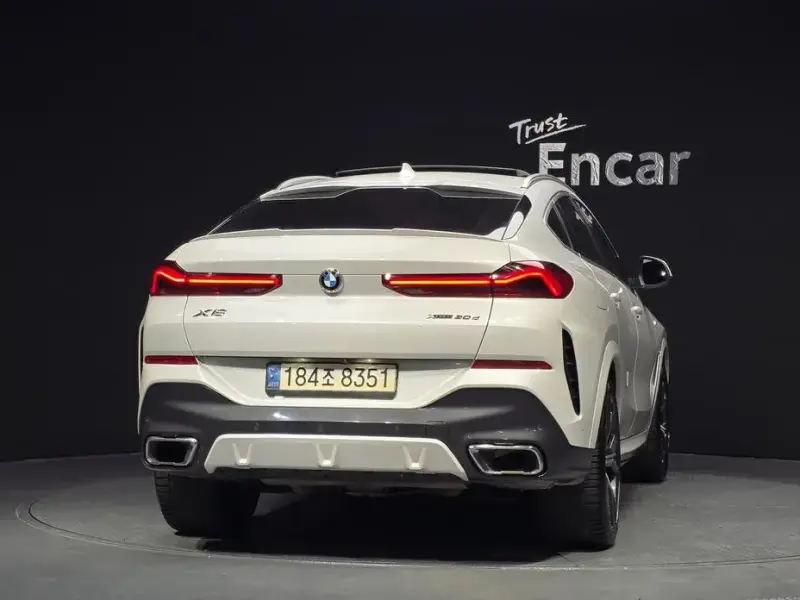 2022 BMW X6 с пробегом 65 117 км