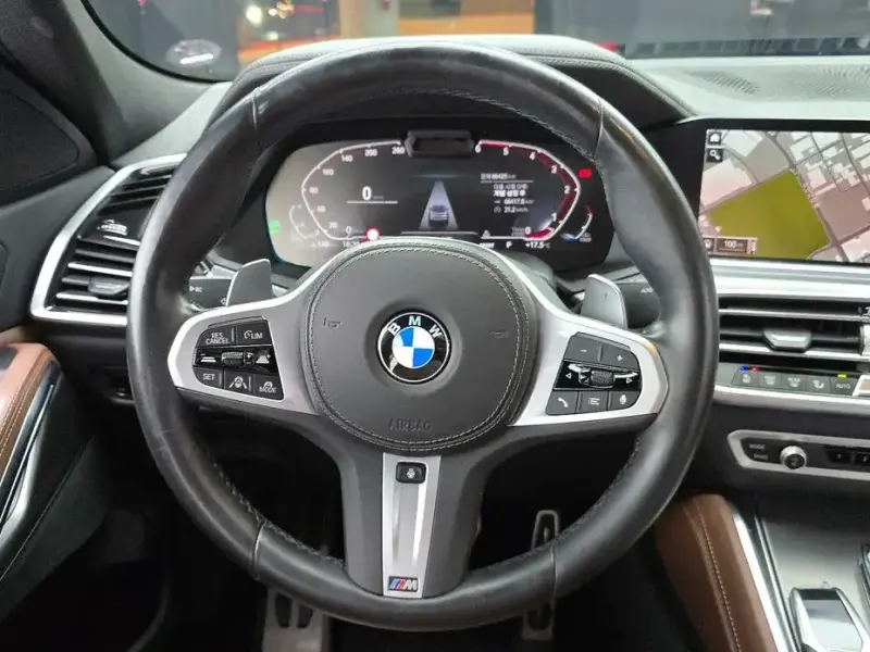 2022 BMW X6 с пробегом 66 425 км