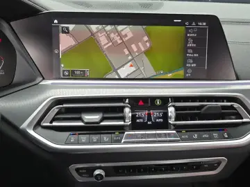 2022 BMW X6 с пробегом 66 425 км