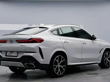 2022 BMW X6 с пробегом 46 127 км