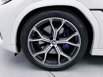 2022 BMW X6 с пробегом 46 127 км