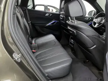 2022 BMW X6 с пробегом 67 701 км