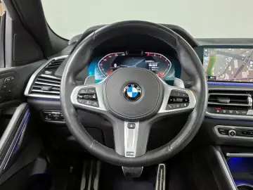 2022 BMW X6 с пробегом 67 701 км