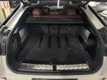 2022 BMW X6 с пробегом 56 192 км