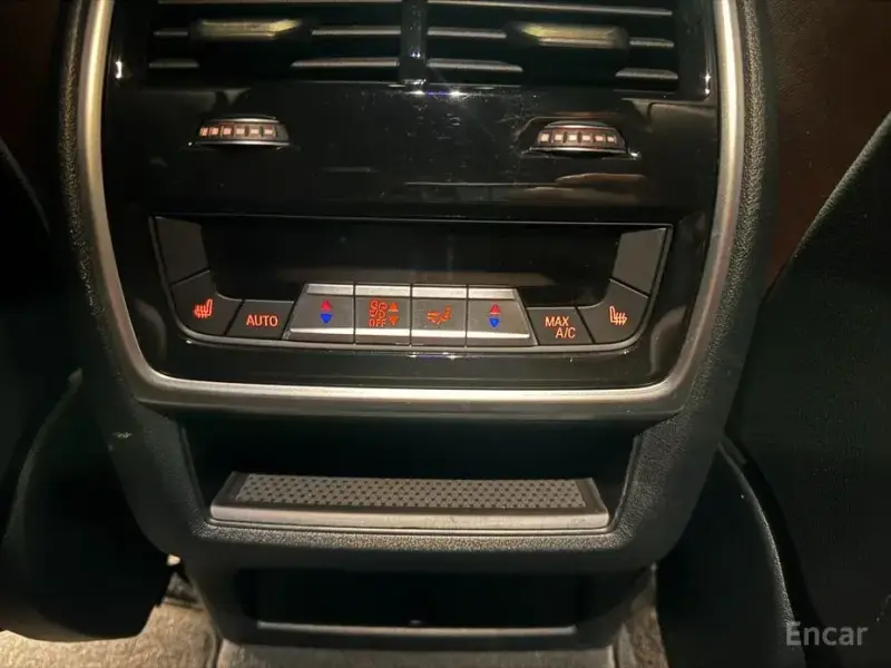 2022 BMW X6 с пробегом 56 192 км