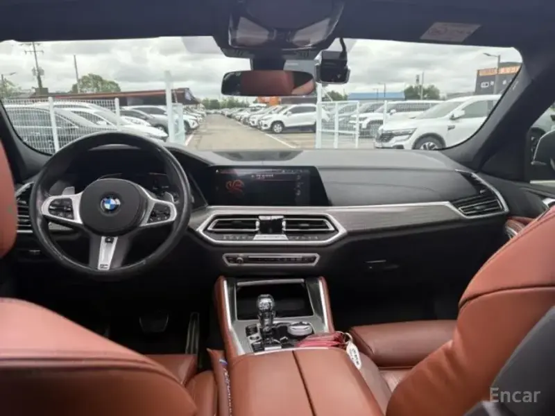 2022 BMW X6 с пробегом 57 439 км