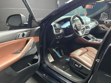 2022 BMW X6 с пробегом 46 696 км