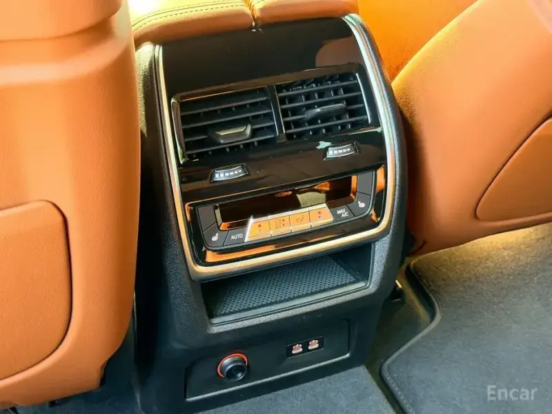 2025 BMW X7 с пробегом 19 325 км