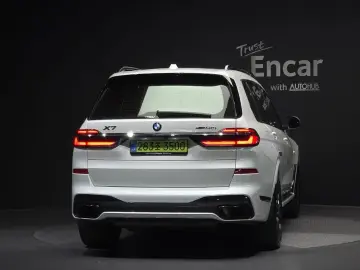 2025 BMW X7 с пробегом 15 350 км