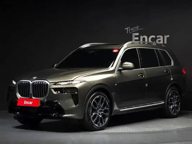 2025 BMW X7 с пробегом 9 483 км