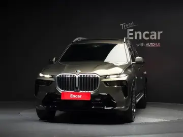 2025 BMW X7 с пробегом 9 483 км