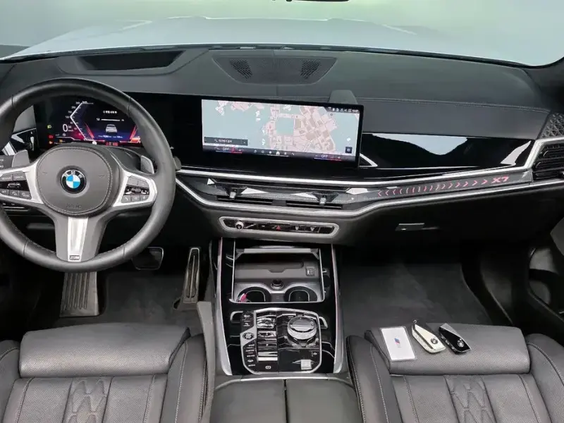 2024 BMW X7 с пробегом 15 206 км