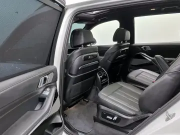 2024 BMW X7 с пробегом 15 206 км