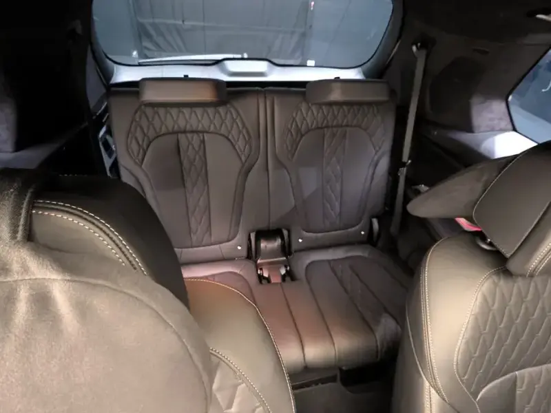 2024 BMW X7 с пробегом 15 206 км