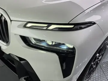 2024 BMW X7 с пробегом 15 206 км