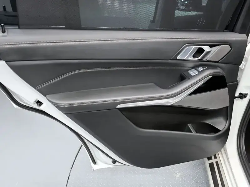 2024 BMW X7 с пробегом 15 206 км