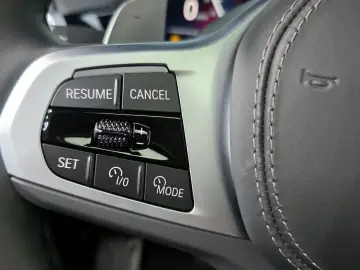 2024 BMW X7 с пробегом 15 206 км
