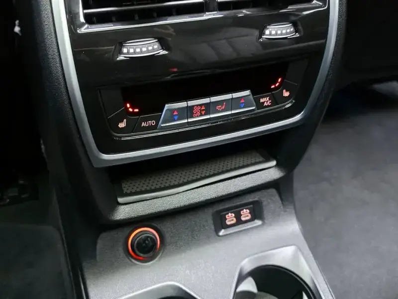 2024 BMW X7 с пробегом 15 206 км