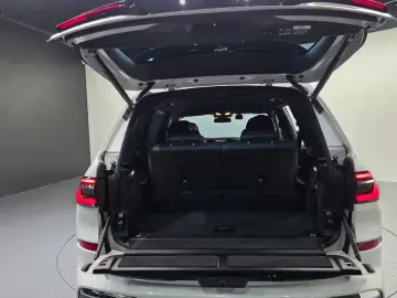 2024 BMW X7 с пробегом 15 206 км