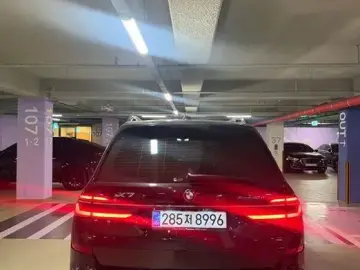 2025 BMW X7 с пробегом 5 000 км