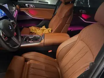 2025 BMW X7 с пробегом 5 000 км