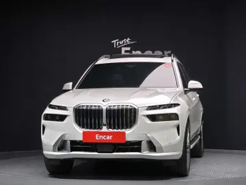 2025 BMW X7 с пробегом 9 697 км