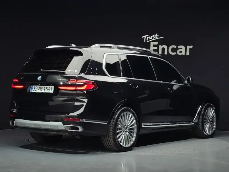 2025 BMW X7 с пробегом 52 382 км
