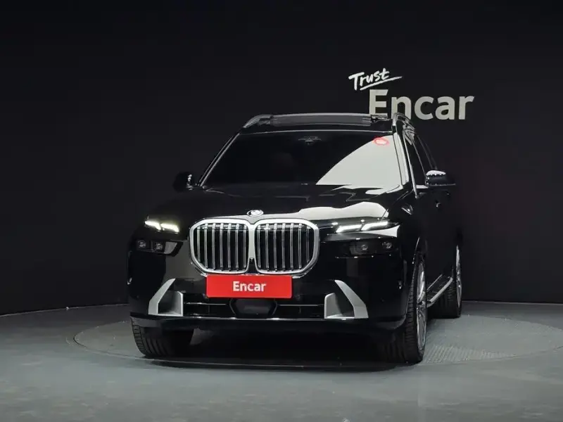 2025 BMW X7 с пробегом 52 382 км