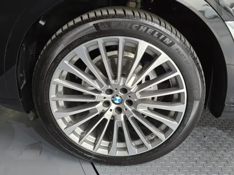 2025 BMW X7 с пробегом 52 382 км