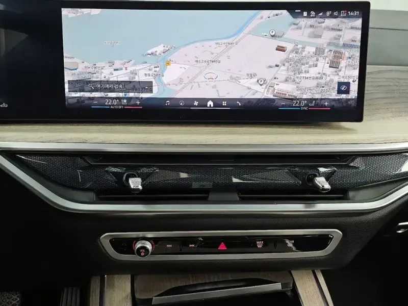 2025 BMW X7 с пробегом 9 697 км