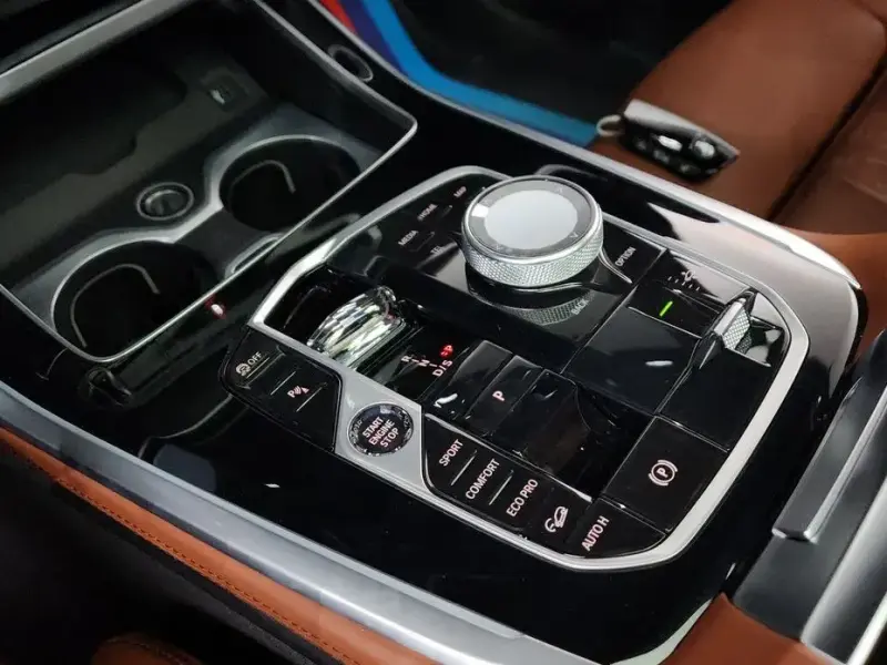 2024 BMW X7 с пробегом 74 635 км