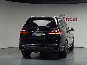 2025 BMW X7 с пробегом 65 524 км