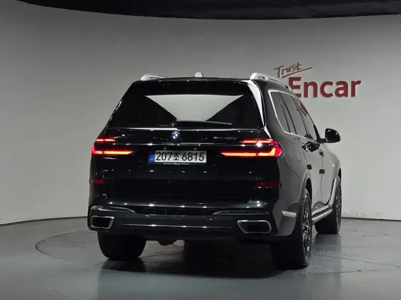 2025 BMW X7 с пробегом 65 524 км