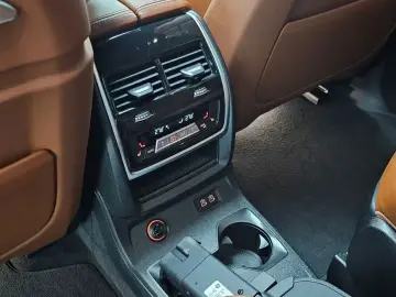 2025 BMW X7 с пробегом 17 860 км